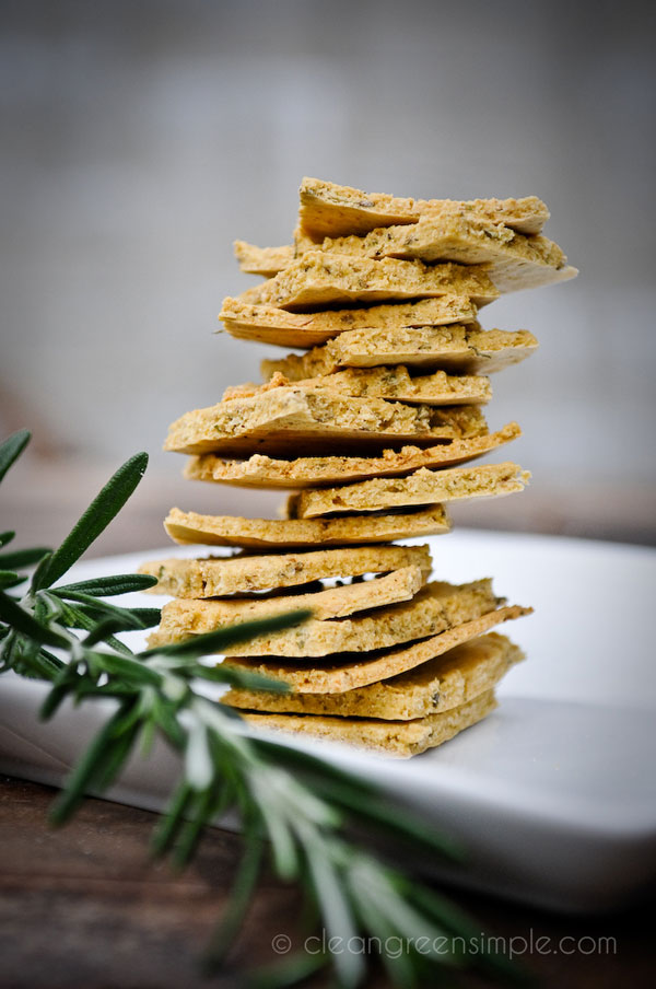 Vegan Thanksgiving Appetizers: Rosemary herb crackers