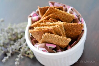 Easy Flaxseed Crackers Recipe