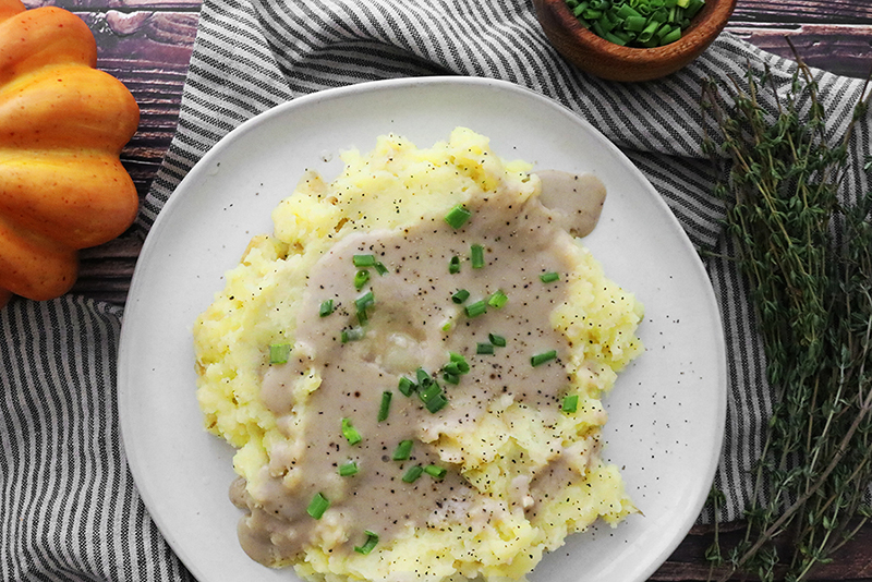 Vegan Mashed Potatoes & Mushroom Gravy