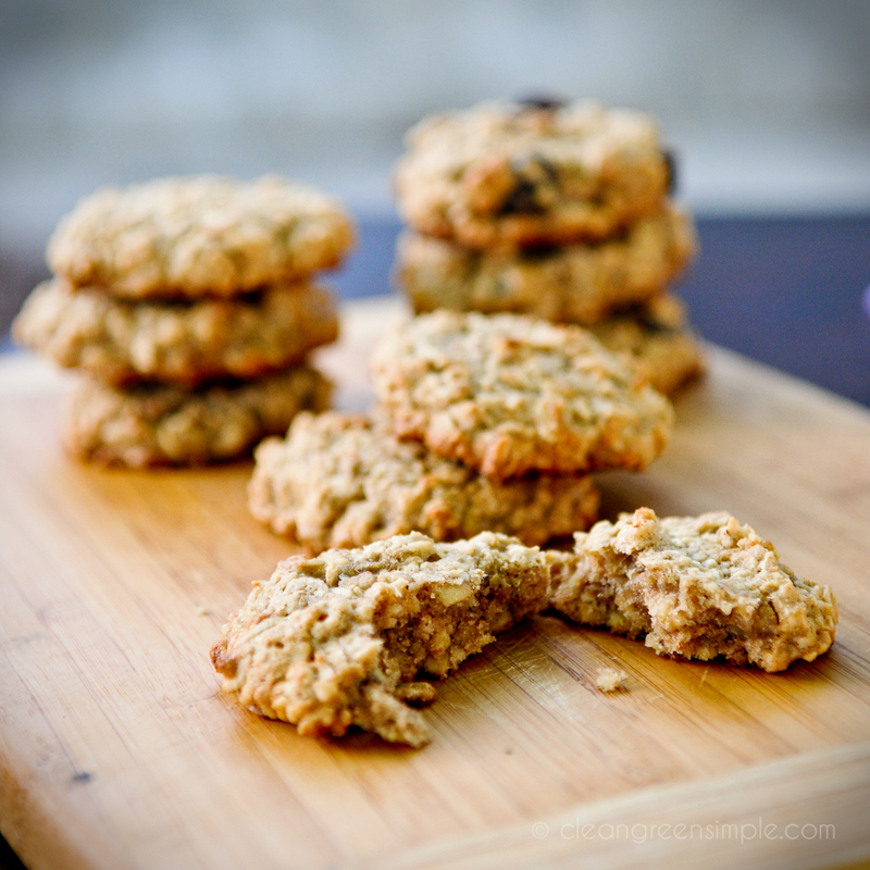 Vegan Oatmeal Cookies