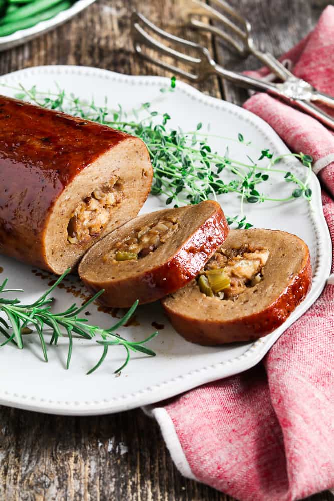 Vegan Thanksgiving Main Dishes: Holiday Roast