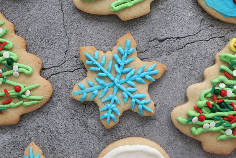 blue snowflake sugar cookie
