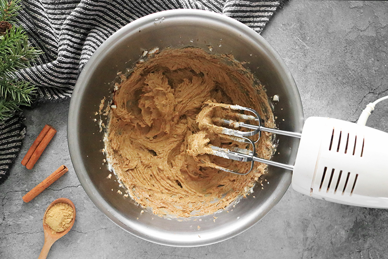 Vegan Gingersnap Cookies