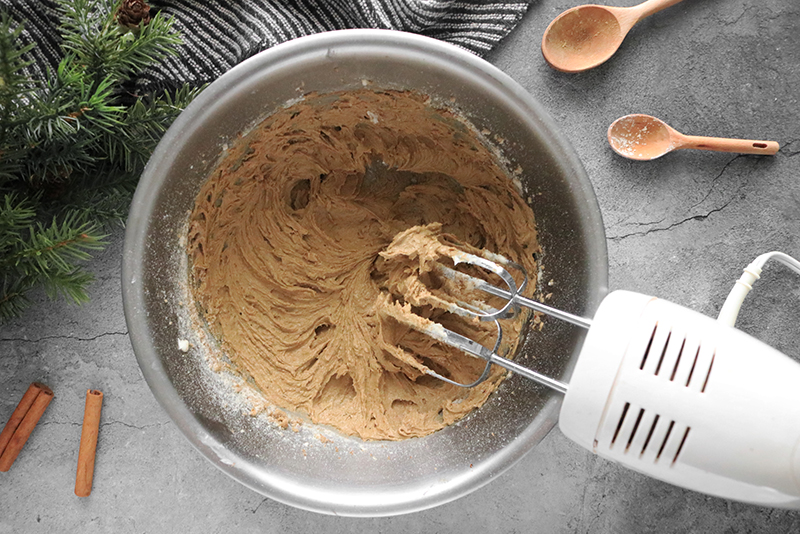 Vegan Gingersnap Cookies