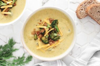Cheesy Vegan Broccoli Soup