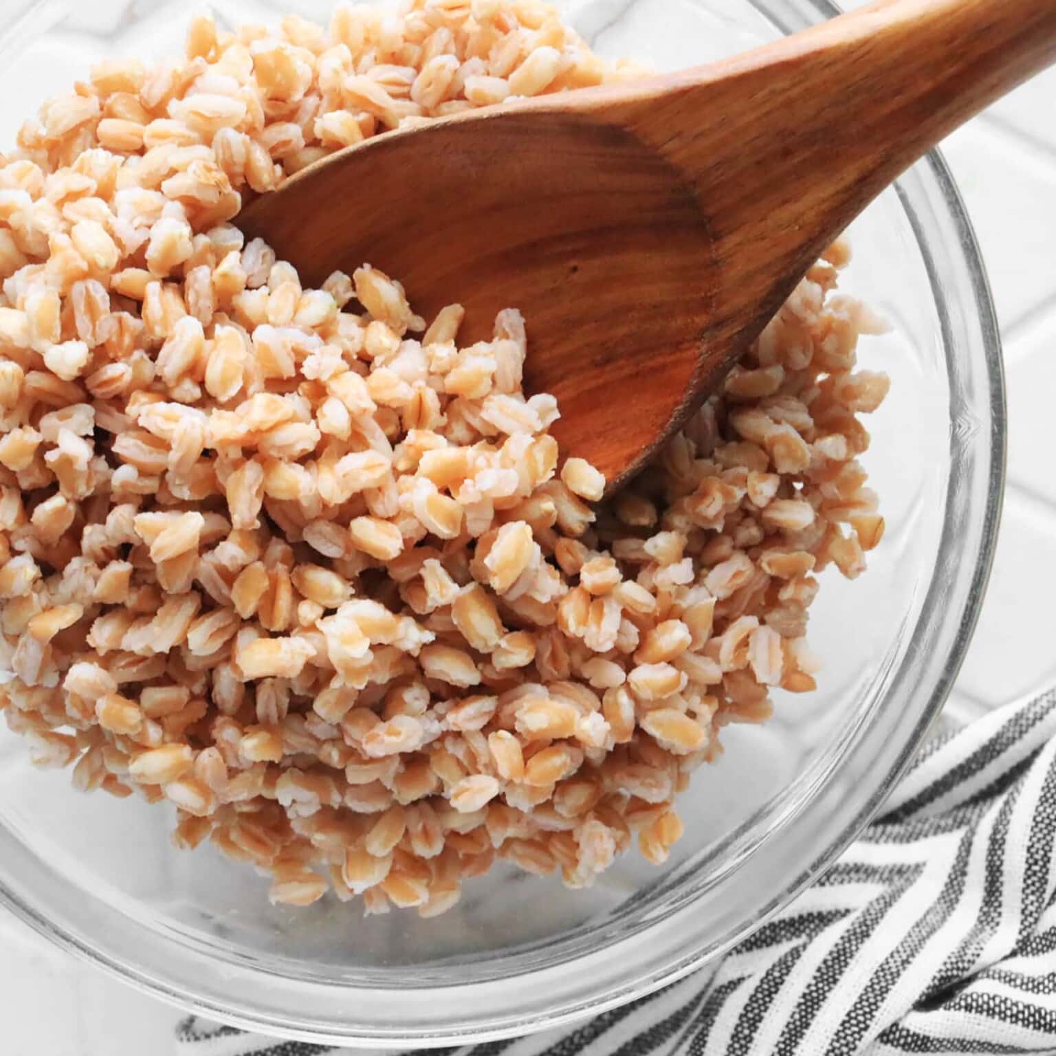 How to Cook Farro Perfectly, 3 Ways Clean Green Simple