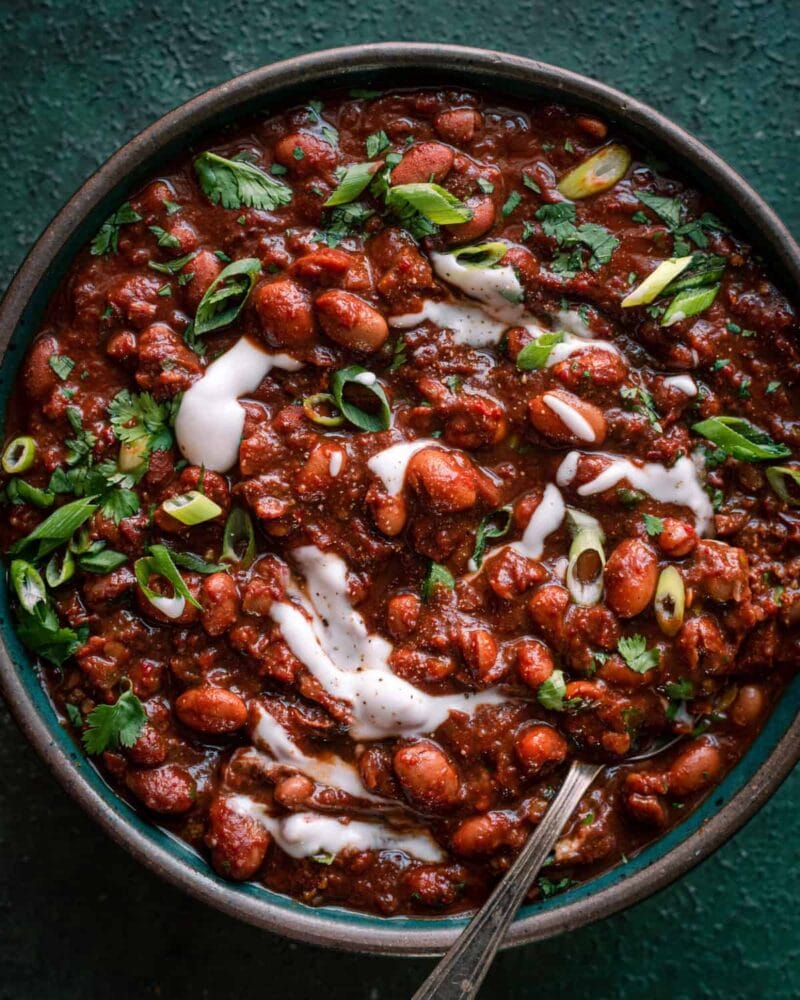 Chili with Maple Syrup & Cocoa as secret ingredients