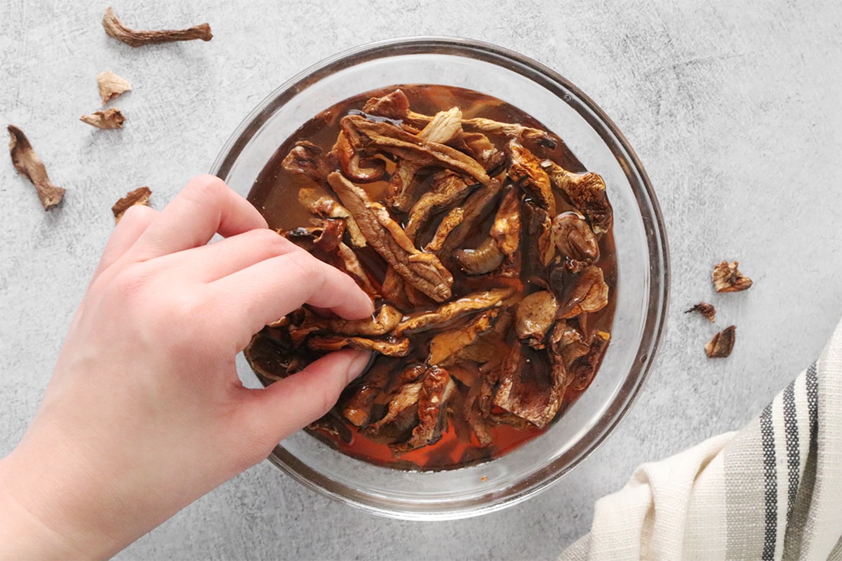 How to Rehydrate Dried Mushrooms Clean Green Simple