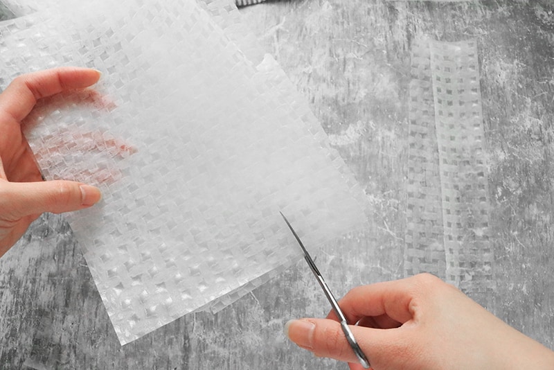 cutting rice paper into strips